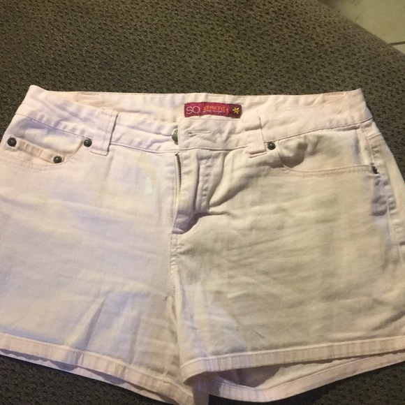Shorts - Picture 1 of 2